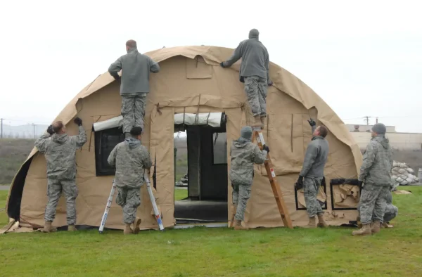 alaskan tent， army surplus tents